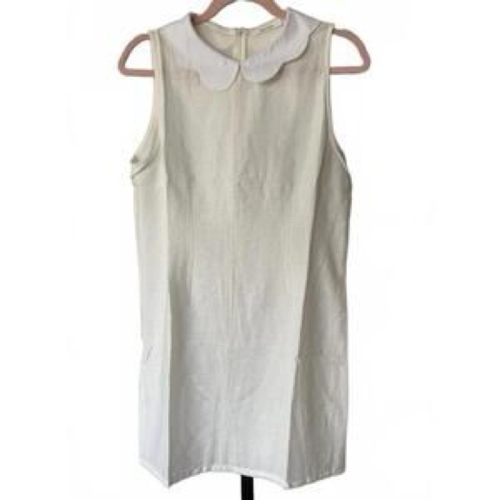 Mod Ref Shift Dress with Peter Pan Collar size Medium